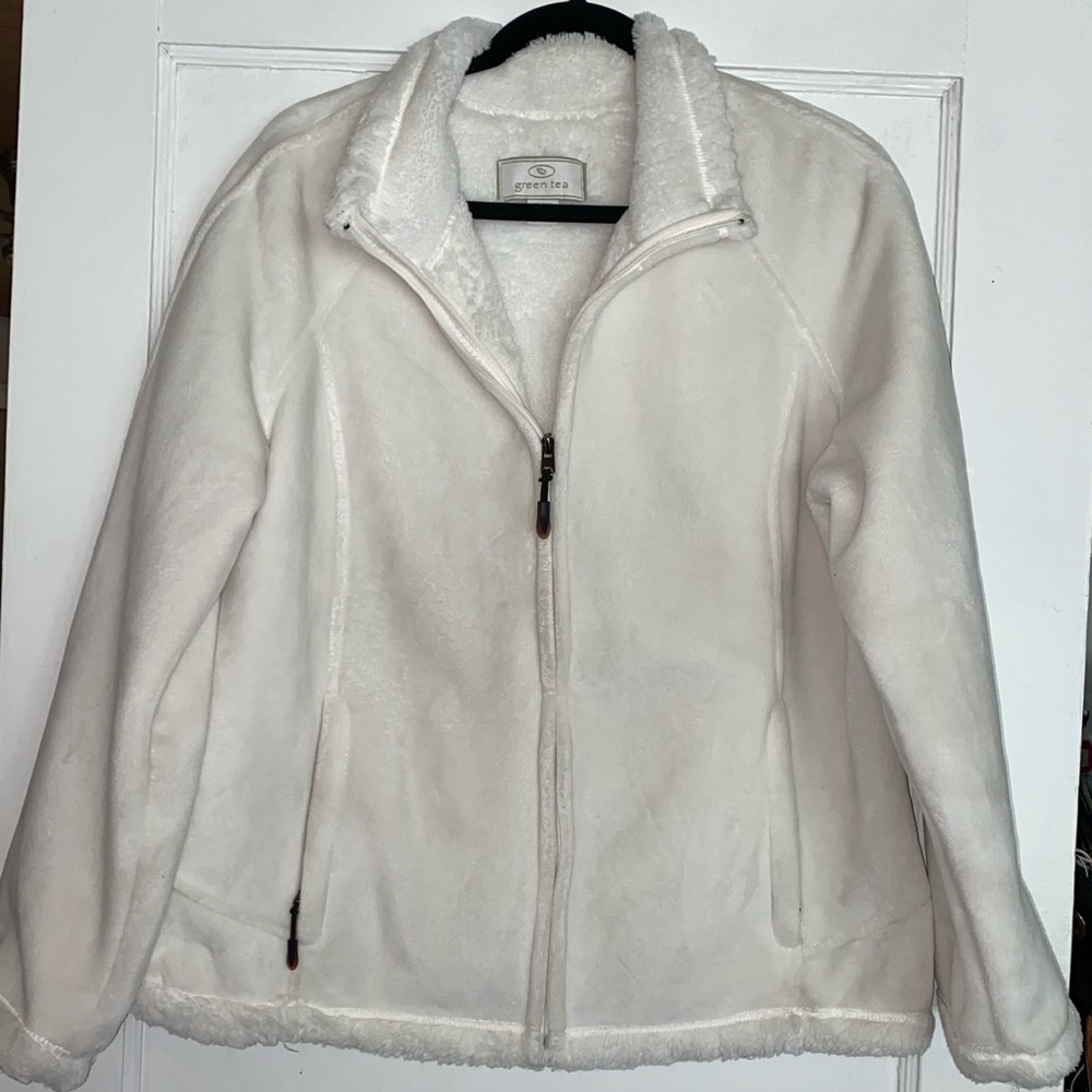 White Green Tea faux fur XL Jacket